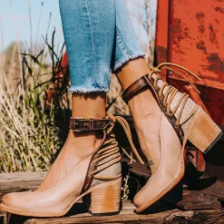 New Freebird Stores Raeanne Taupe Multi