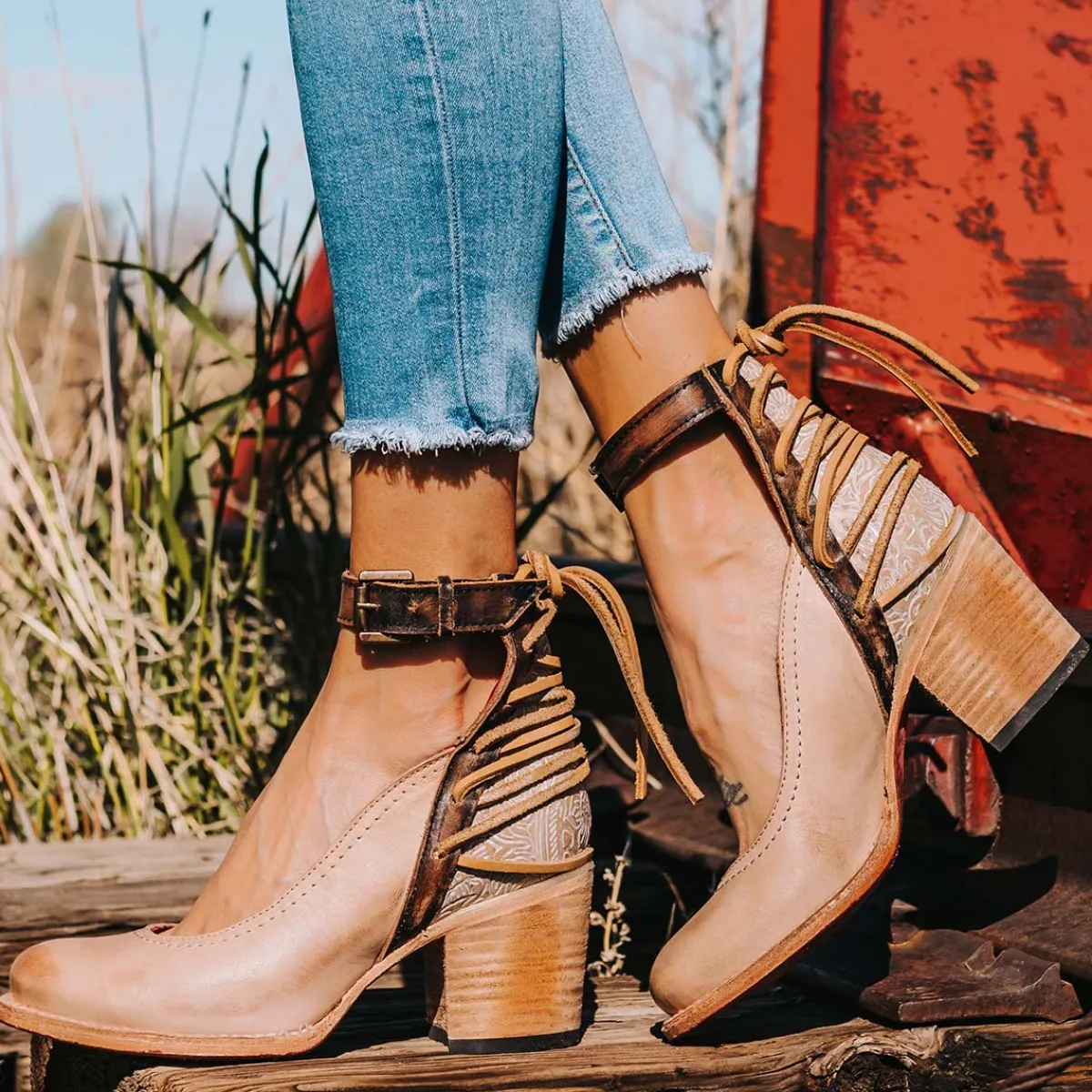 New Freebird Stores Raeanne Taupe Multi