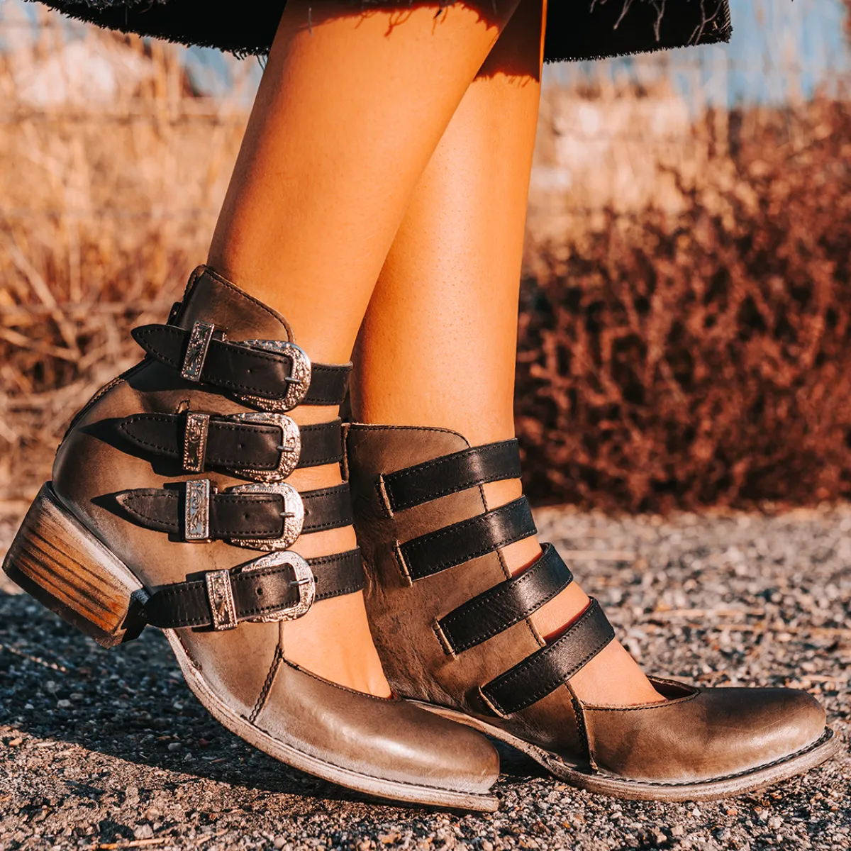 New Freebird Stores Scarlett Black
